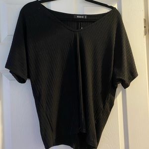 Miss guided black T-shirt NWT